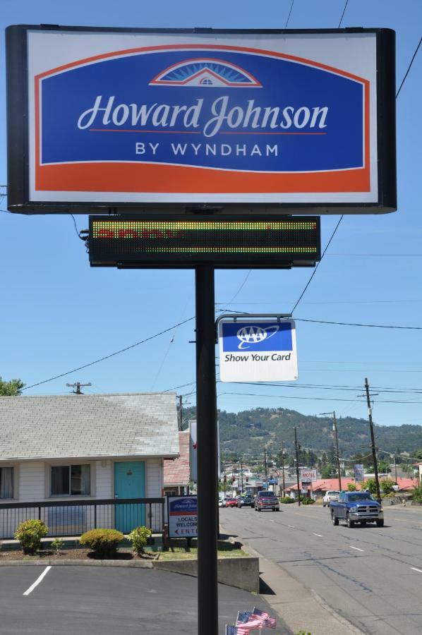 Howard Johnson By Wyndham Roseburg Eksteriør bilde